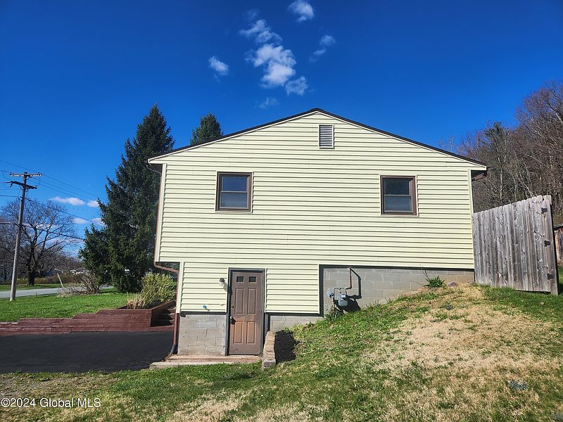 2nd image of 292 Schodack Drive