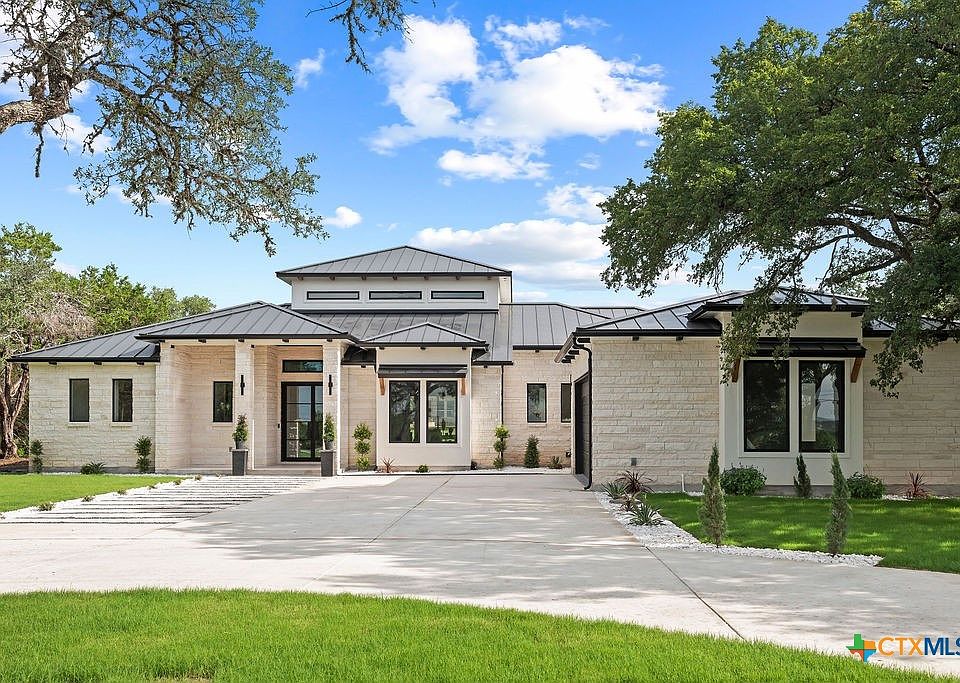 1st image of 226 Bobby Clark Dr