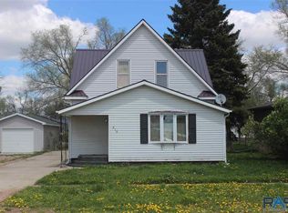 210 E 1st Ave, Mount Vernon, SD 57363