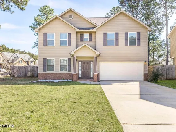 141 Back Cedar Ln, Warner Robins, GA 31093