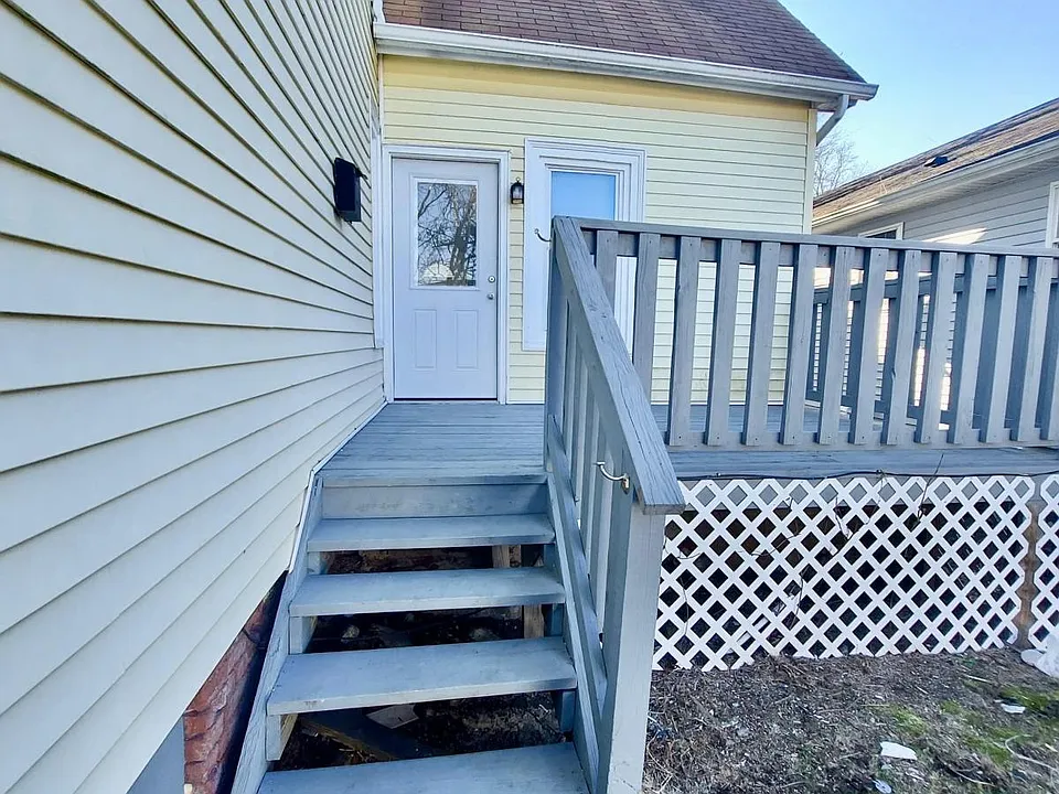 65 Boswell Ave