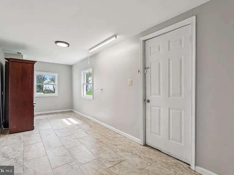 5023 Broad Run Church Rd — Photo 9