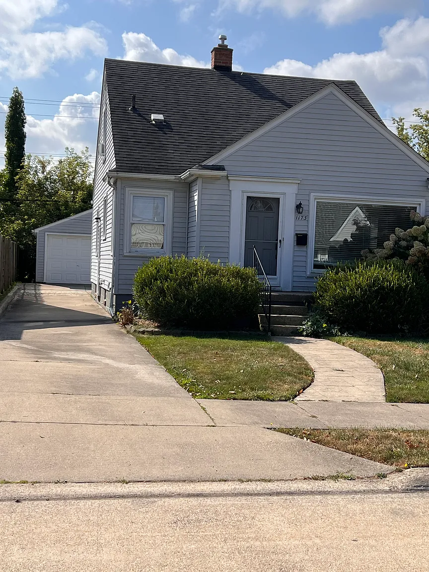 1173 Princeton Rd photo 1