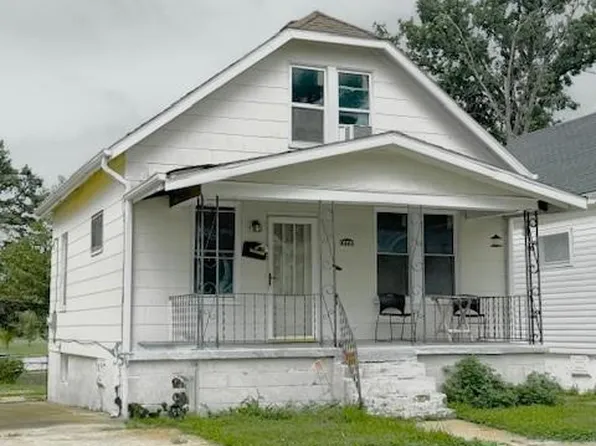 4666 Tesson St, Saint Louis, MO 63116