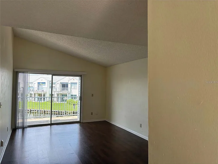 2556 Woodgate Blvd #203 — Photo 10