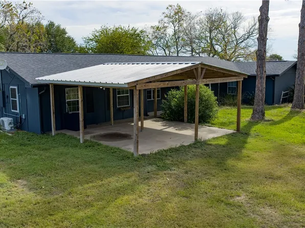 859 County Road 429, Lolita, TX 77971