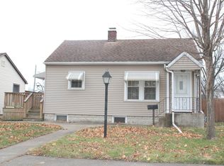 946 S 8th Ave, Kankakee, IL 60901