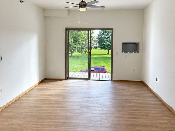 4th image of 3629 Calvert Rd #104
