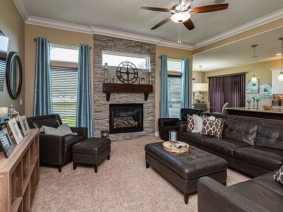 2nd image of 4207 Sonoma Dr