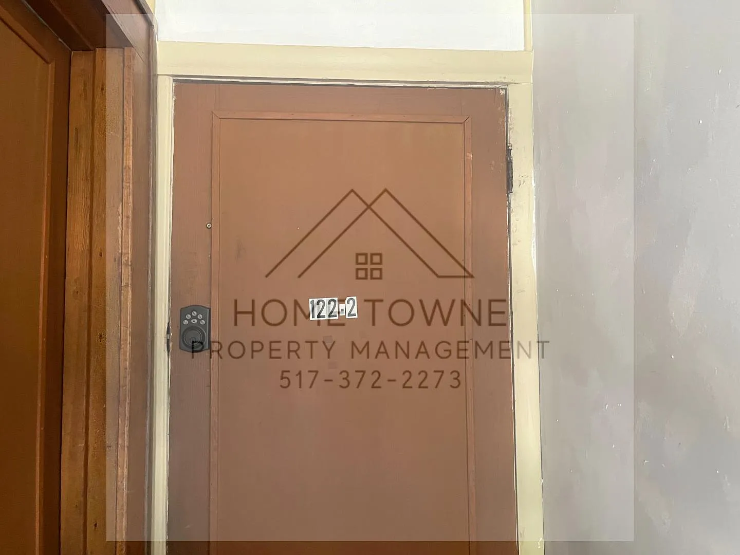 120 E Elm St - 122 E Elm St, Unit 2 — Photo 3