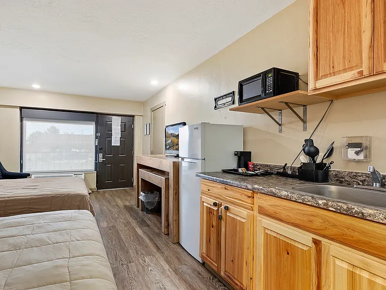 952 Blue Lakes Blvd N #212 — Photo 5
