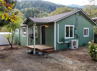 481 SW 4th St, Canyonville, OR 97417