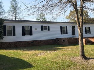 363 Chestnut Dr SW, Supply, NC 28462