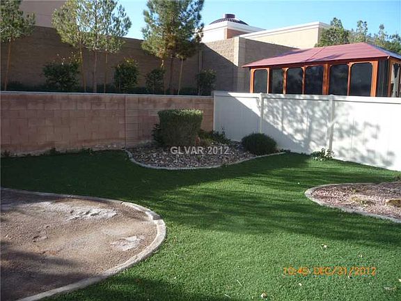 2nd image of 2609 Begonia Valley Ave