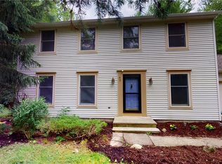 18326 Quinn Rd, Chagrin Falls, OH 44023