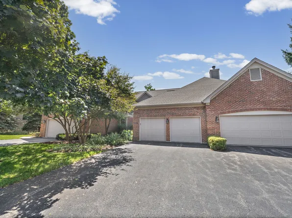 2112 Warrington Ct, Glenview, IL 60026