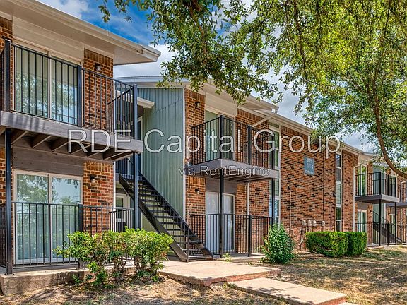 4th image of 8045 W Elizabeth Ln APT 222