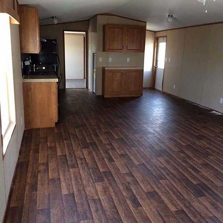 2nd image of 601 NE Flower Mound Rd Lot 43