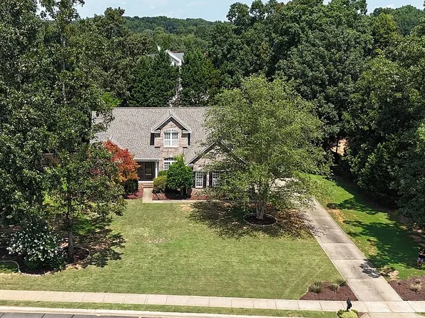 2107 Heath Lake Dr, Mint Hill, NC 28227
