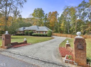 130 Deer Trl, Fayetteville, GA 30214