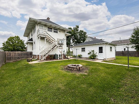 3rd image of 413 4th Ave SW