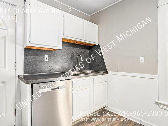 3rd image of 1516 Quarry Ave NW #2