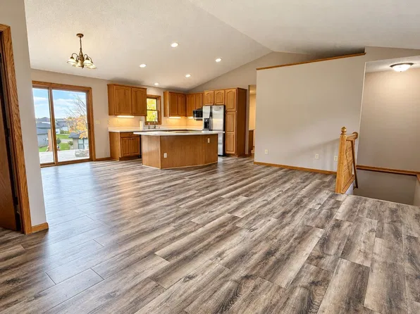 5065 Main Ave NE, Albertville, MN 55301