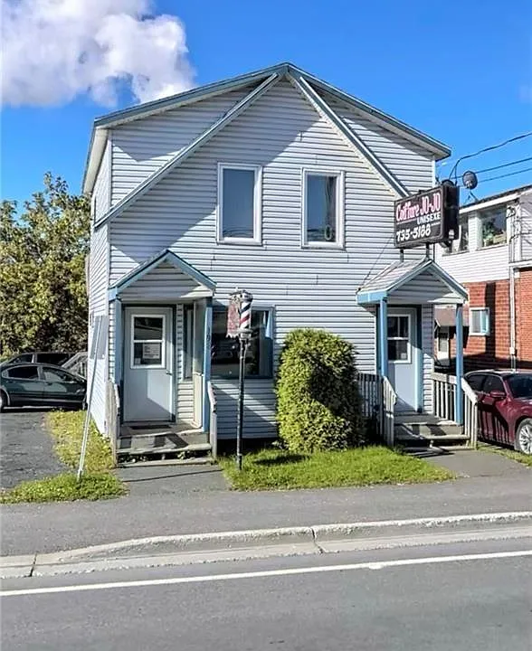 198 Victoria