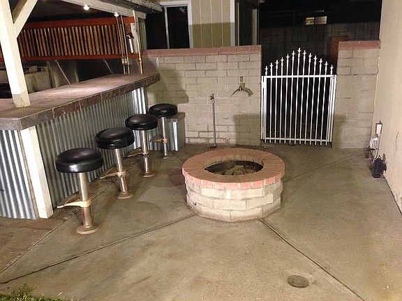 5th image of 3036 Genevieve St