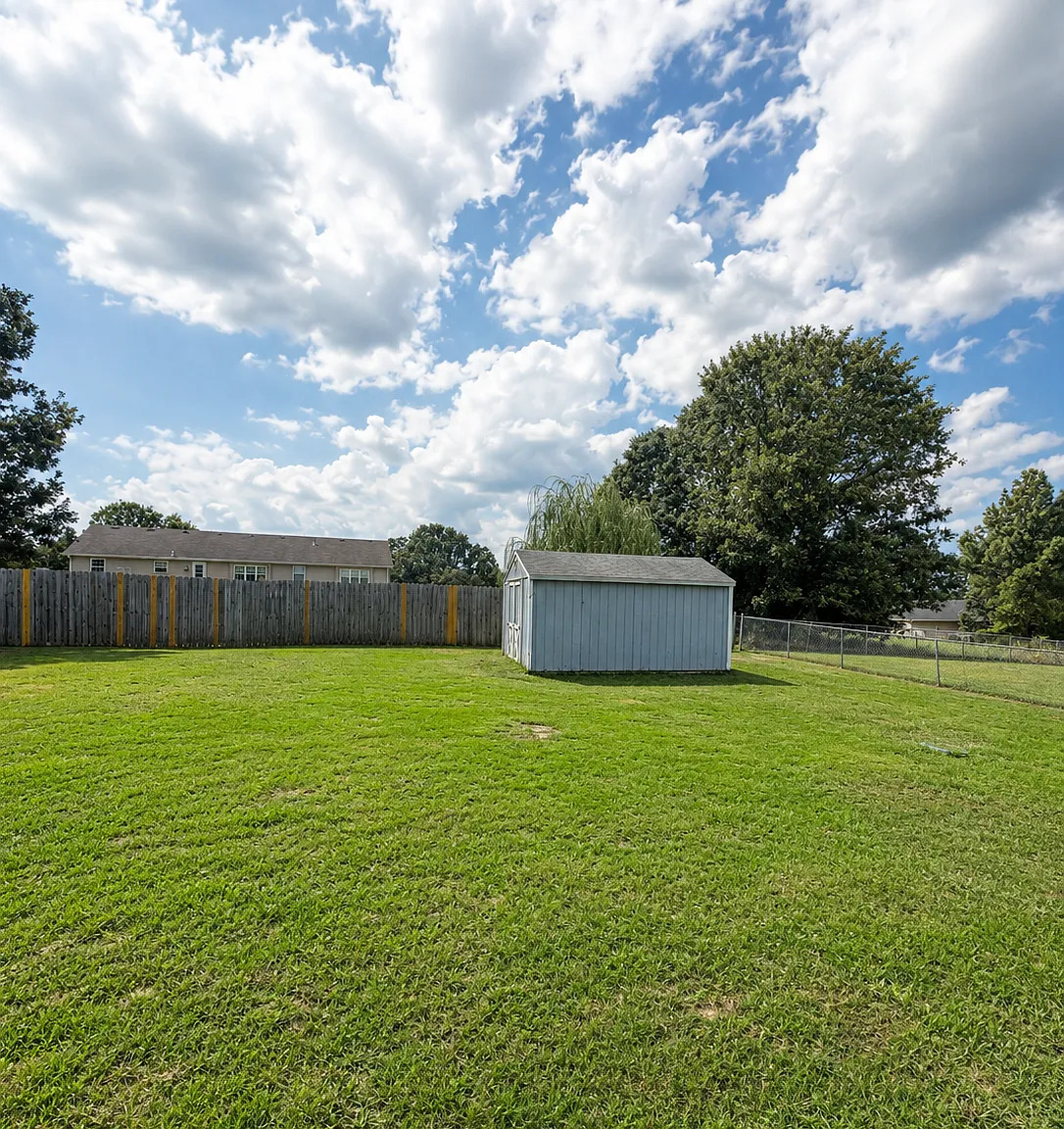 21030 Larson Road - 1 — Photo 2