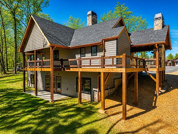 3rd image of 78 Hilltop Way