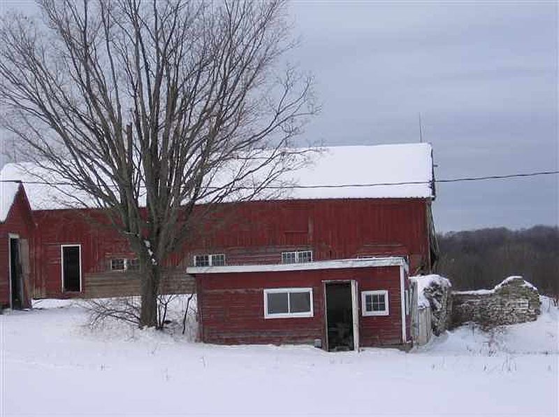 4th image of 424 COUNTY RD 71