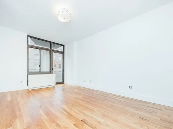 33 Caton Place image 3 of 27