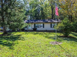800 Whitewater Dr, Cambridge City, IN 47327