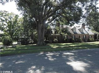 201 Oxford Cir W, Richmond, VA 23221