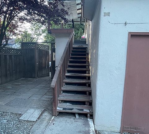 4th image of 1901 Cooley Ave #2