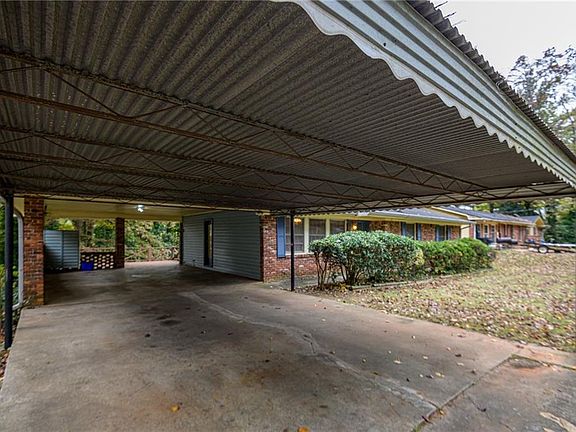 4th image of 3801 Kingswood Dr