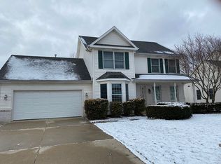 383 Bridgeview Dr, Perrysburg, OH 43551