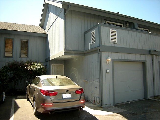 1st image of 42 Sombrilla Ct