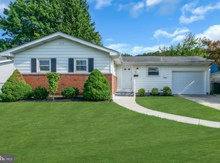 42 Thoreau Rd, Hamilton, NJ 08690