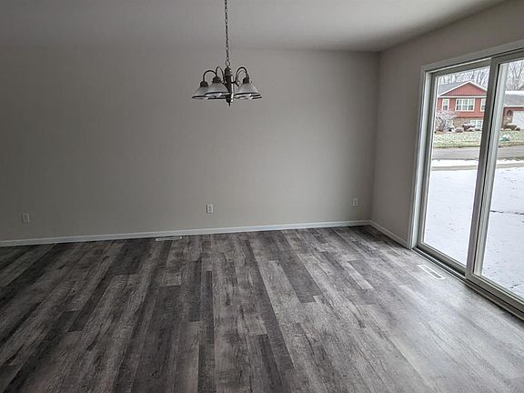 5th image of 10001 W 127th Pl