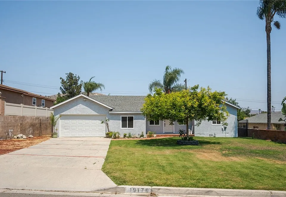 19170 Envoy Ave