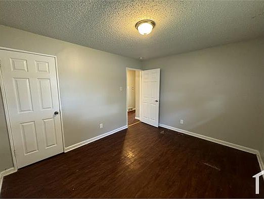 1st image of 1132 Walker Ave