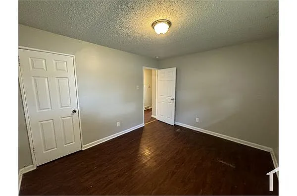 1132 Walker Ave photo 1