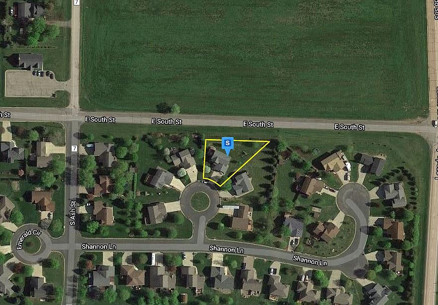 1st image of 712 Shannon Cir