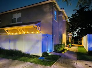 12498 SW 54th St, Hollywood, FL 33027