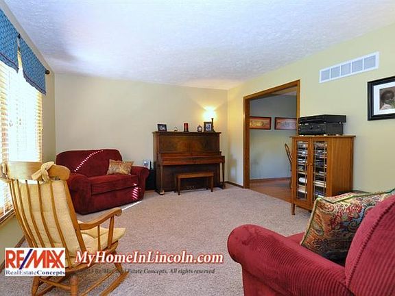5th image of 1110 Evergreen Dr