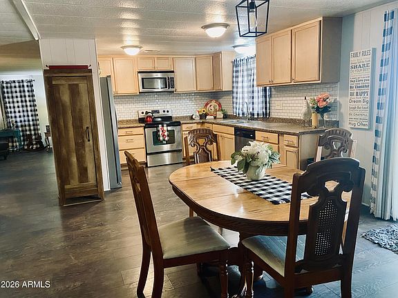 3rd image of 3104 E Broadway Road #273