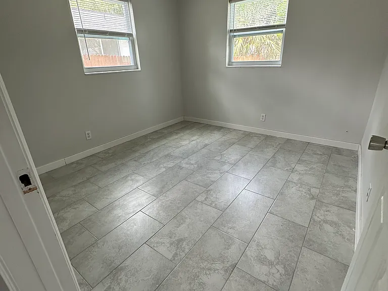 4910 Chancellor St NE — Photo 7