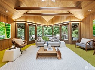 6 Lindley Rd, Mercer Island, WA 98040